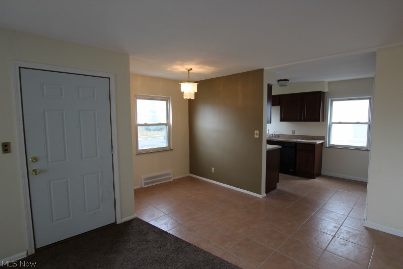 Garfield Park - Residential Lease