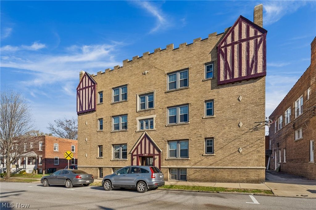 Photo of 1385 Cranford Avenue #12, Lakewood, OH 44107 (MLS # 5206671)