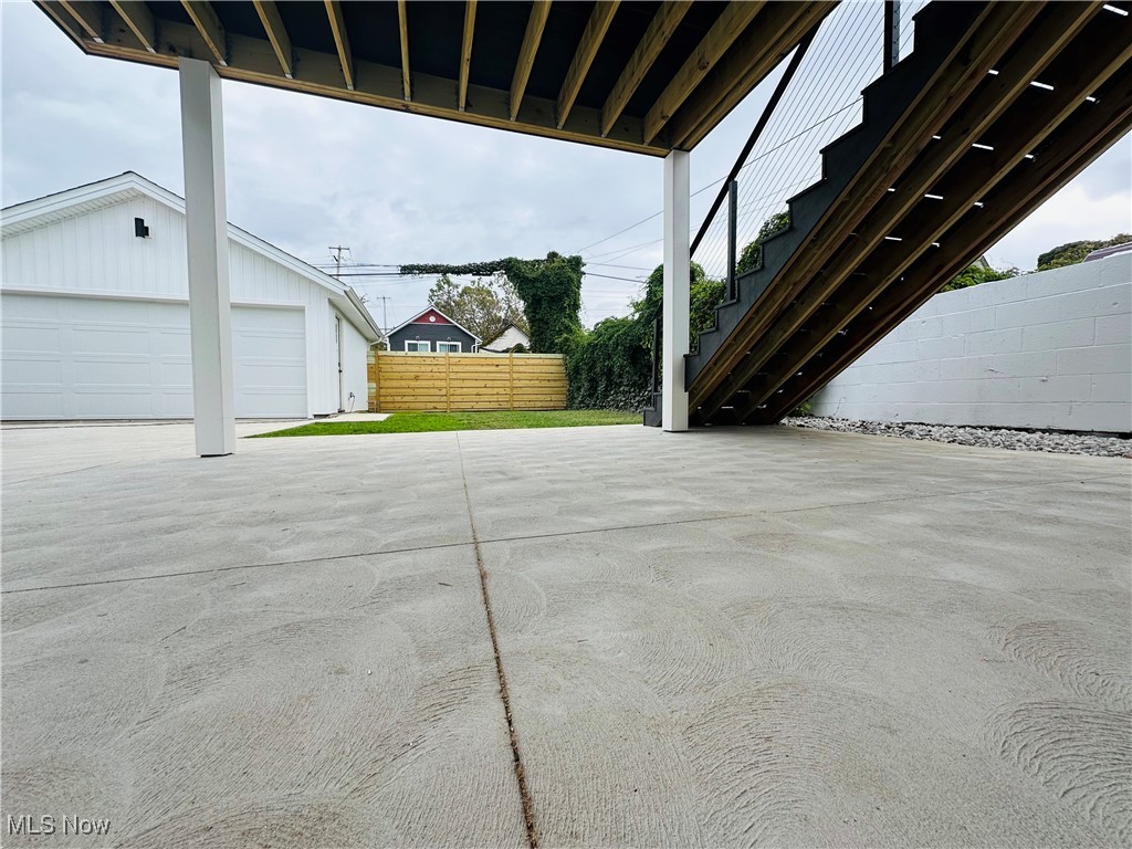 1285 W 67th Street