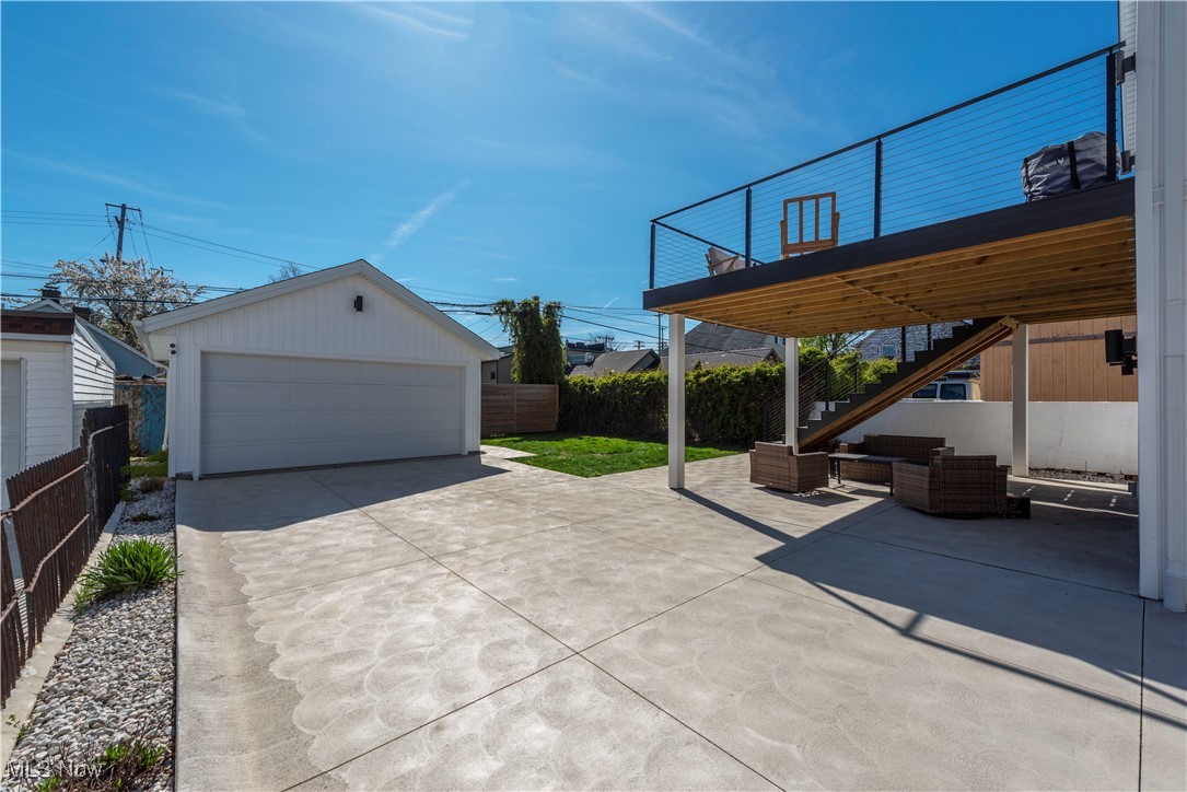 1285 W 67th Street