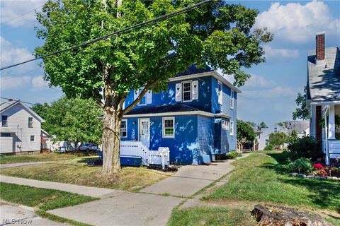Tiny photo for 203 Hager Street, Hubbard, OH 44425 (MLS # 5190676)