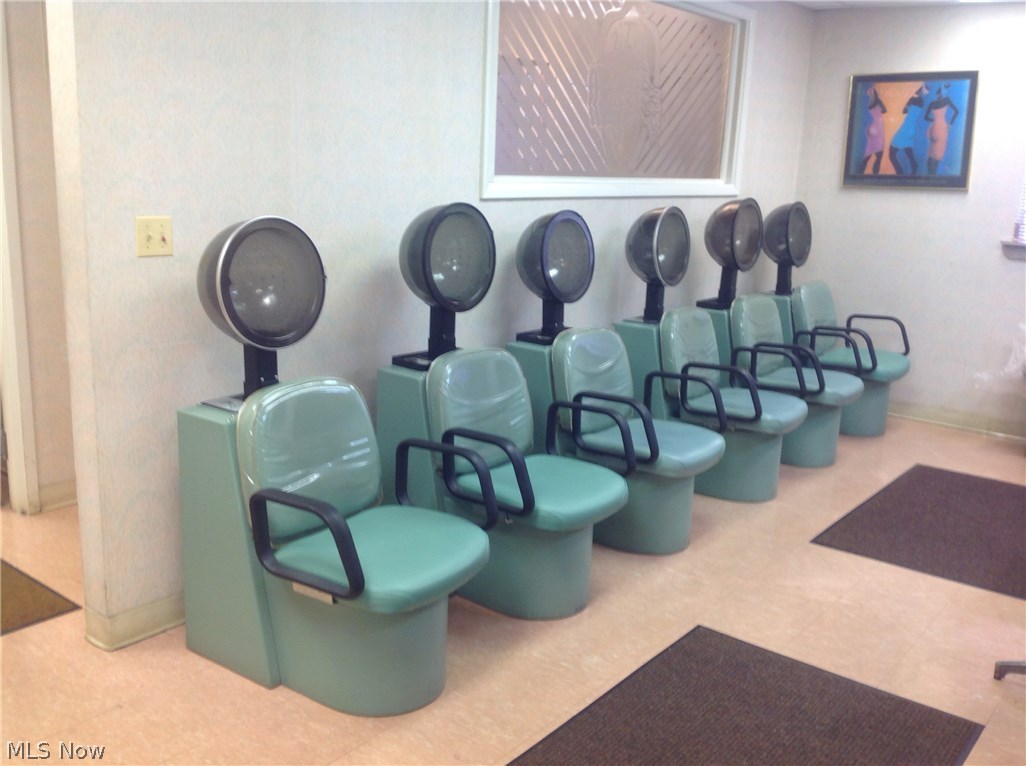 J A Wigmore Cos Cedarbrook Al - Commercial Sale