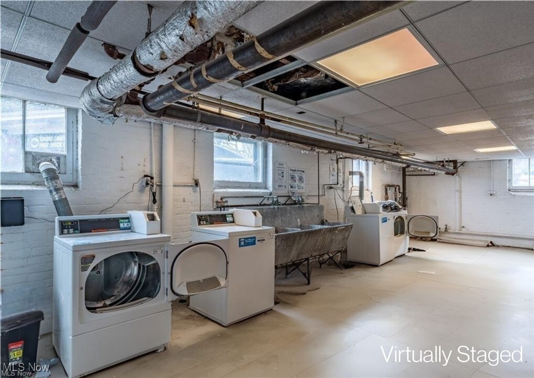 Henry Beach - Residential Lease