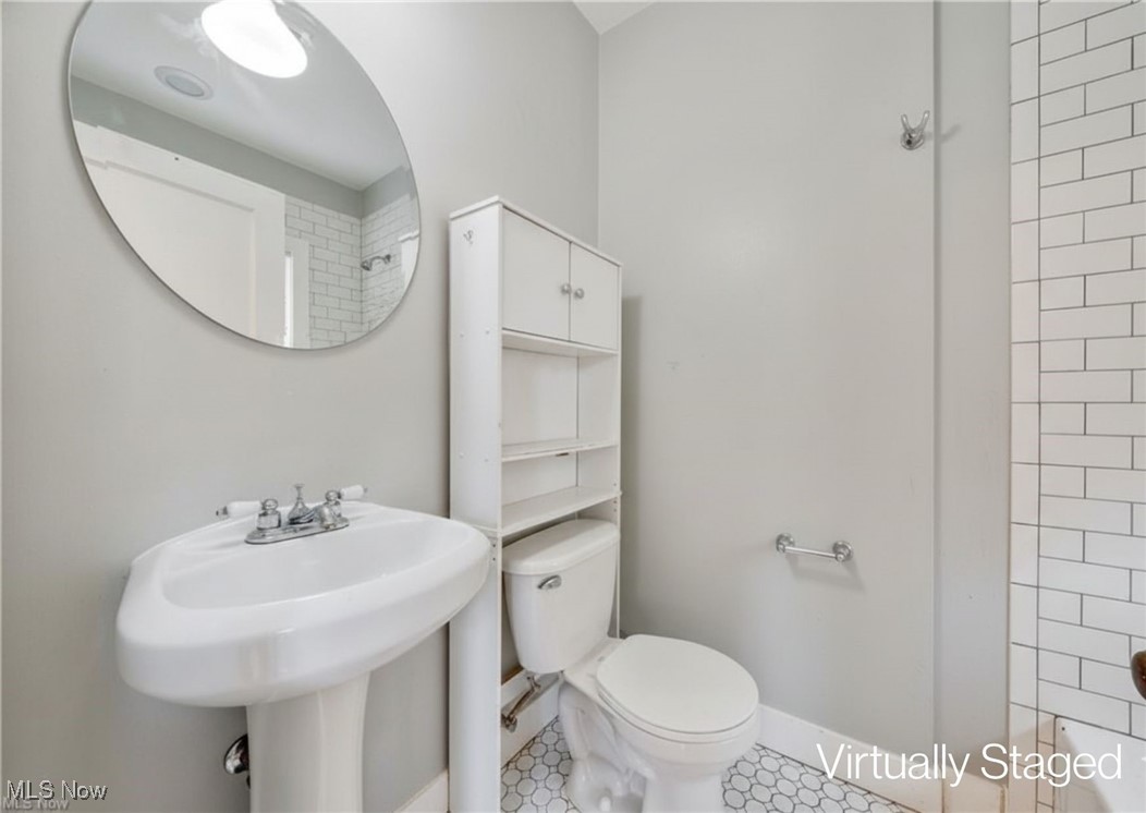 Henry Beach - Residential Lease