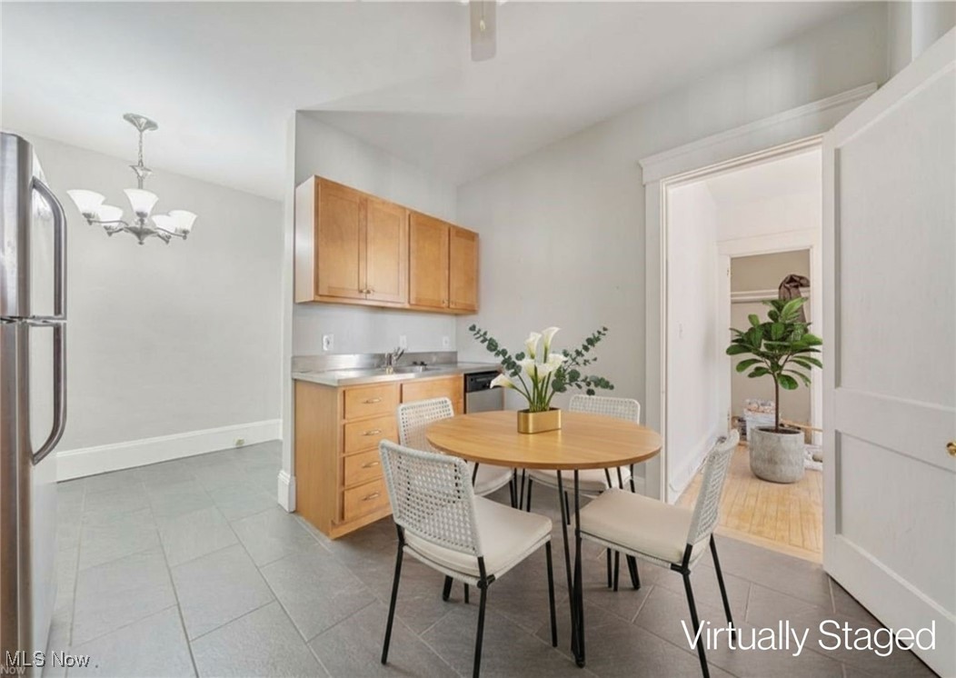 Henry Beach - Residential Lease