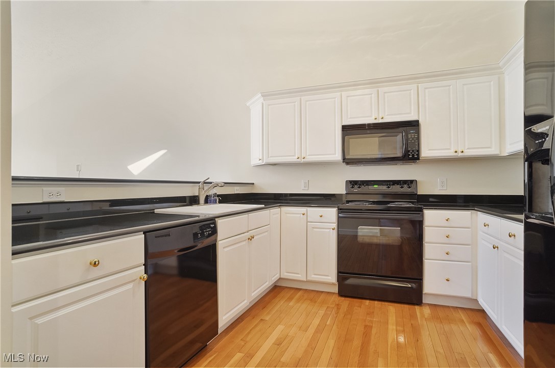 Auburn Hills Condo - Residential