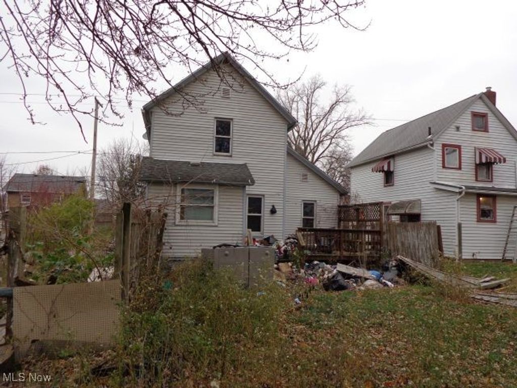 Photo of 590 Flora Avenue, Akron, OH 44314 (MLS # 5185056)