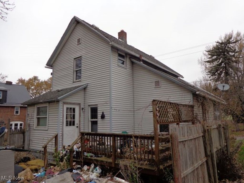 Photo of 590 Flora Avenue, Akron, OH 44314 (MLS # 5185056)