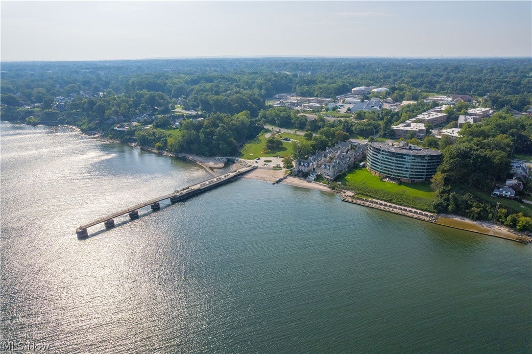 22500 Lake Road 406