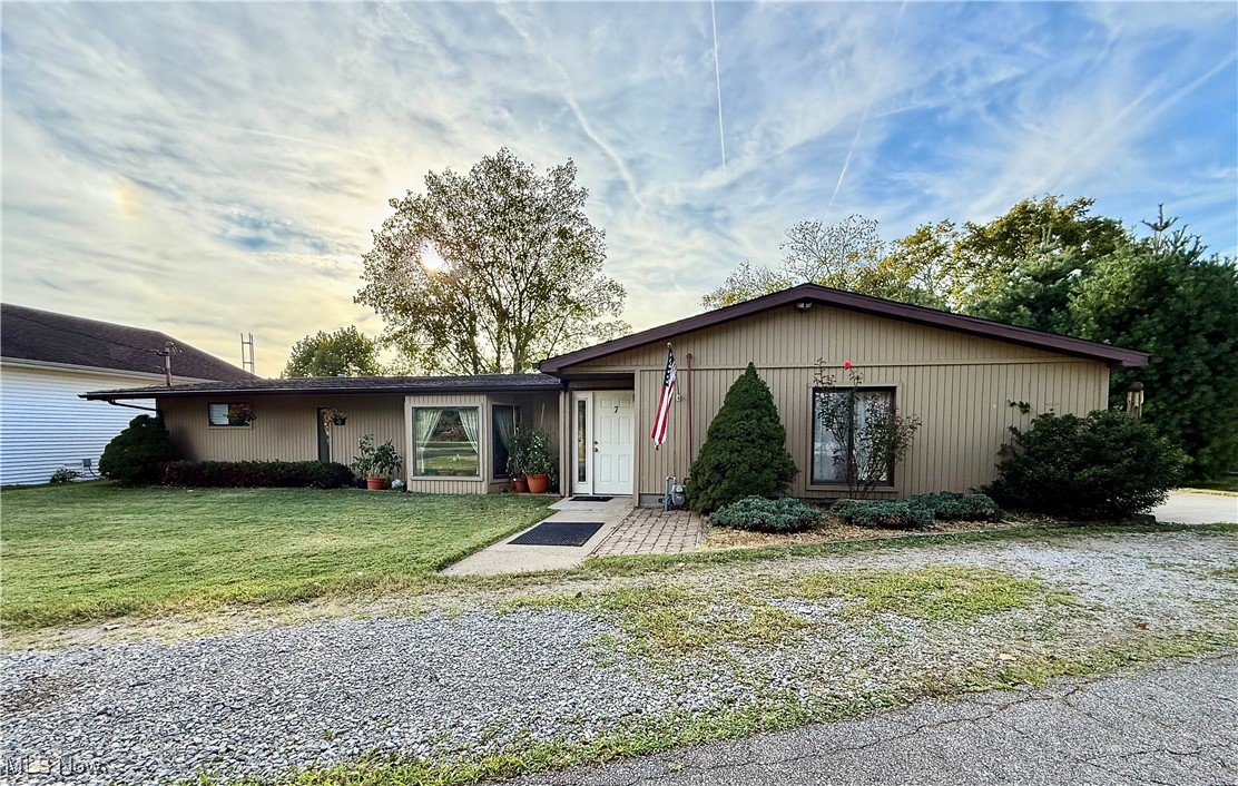 Lawnsdale View Add - Residential