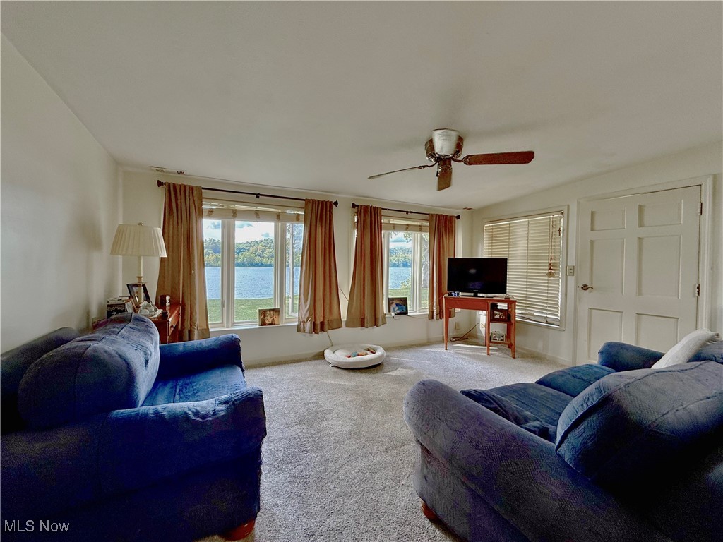 Lawnsdale View Add - Residential