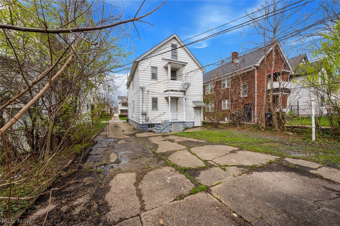 Woodland Heights - Residential Income