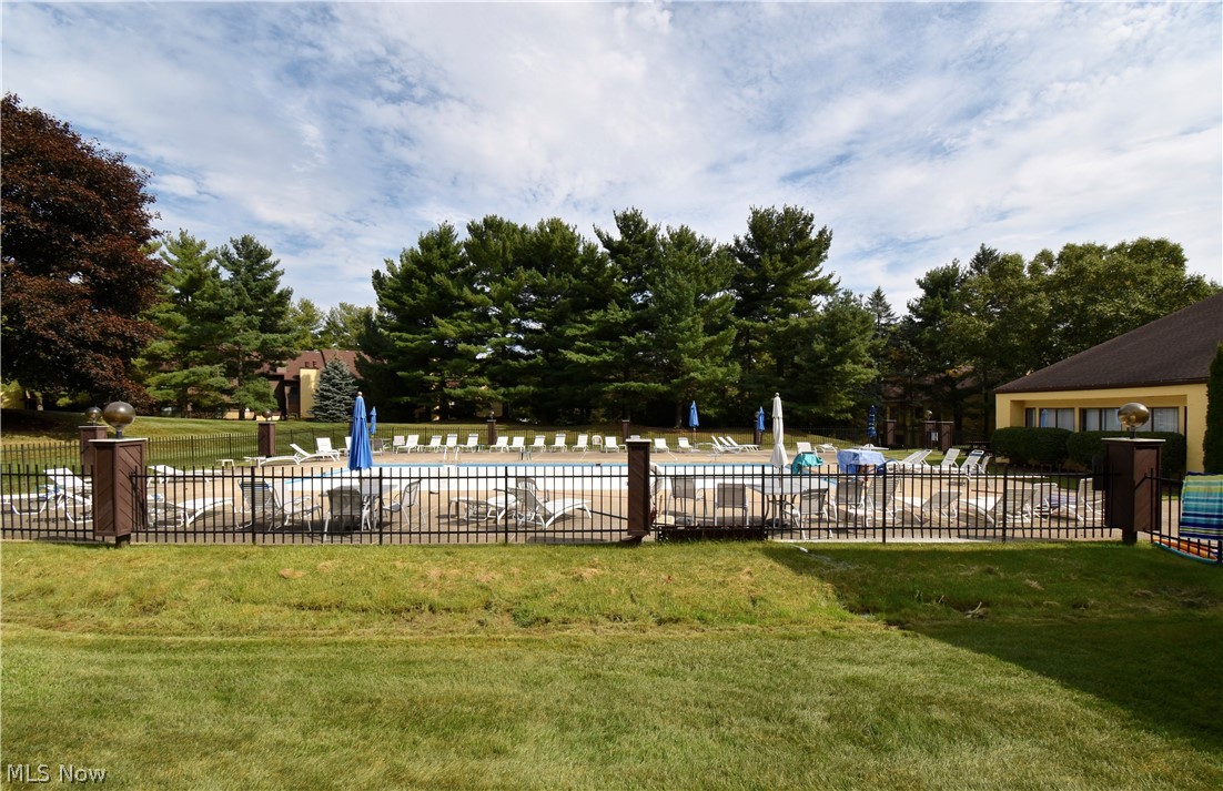 Hampton Woods - Residential