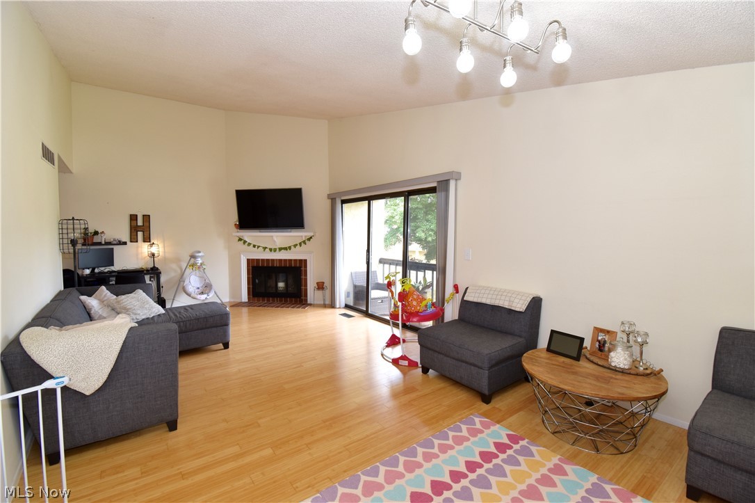 Hampton Woods - Residential