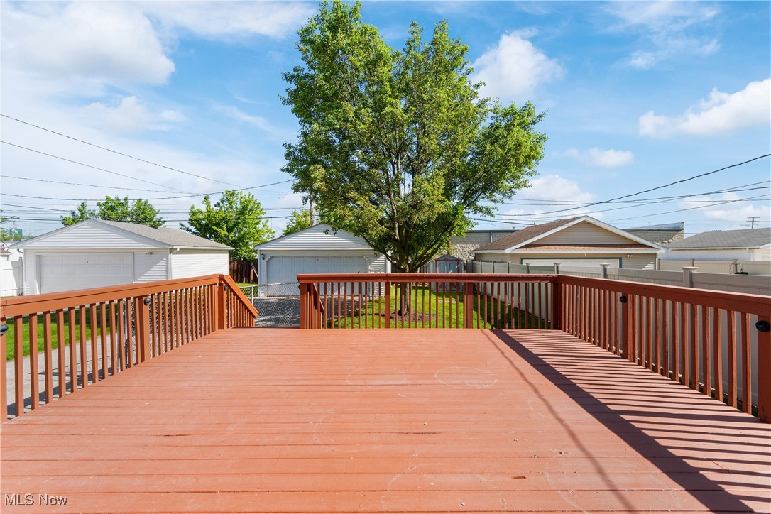 5602 Merkle Avenue, Parma, Ohio image 31