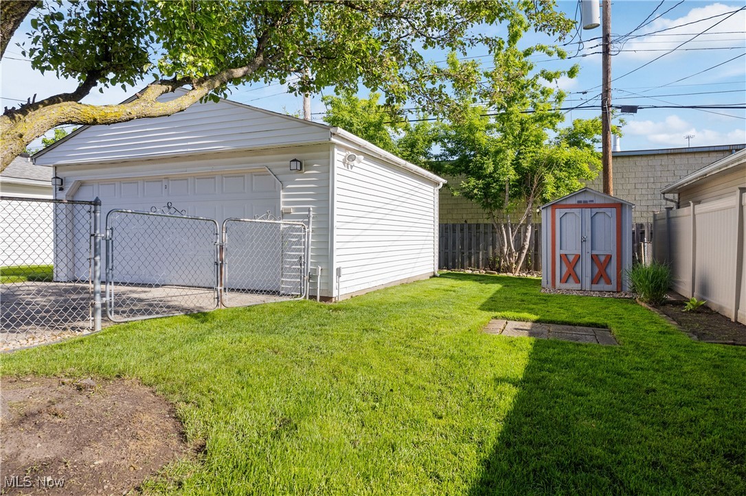 5602 Merkle Avenue, Parma, Ohio image 34