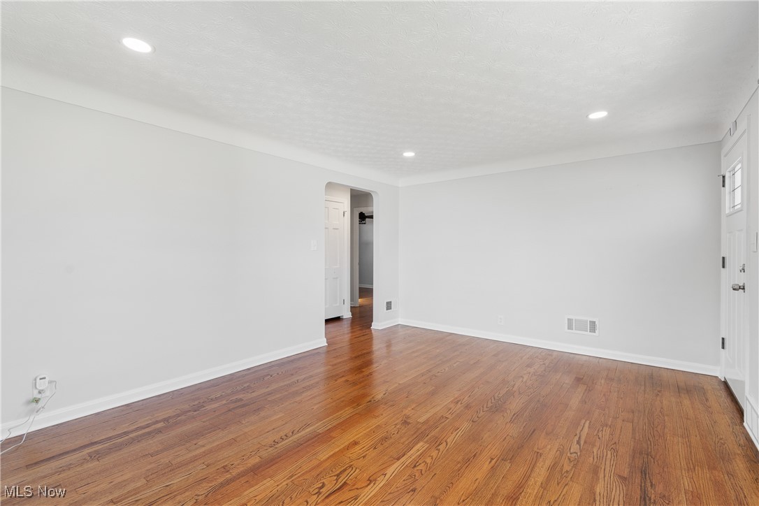 5602 Merkle Avenue, Parma, Ohio image 7
