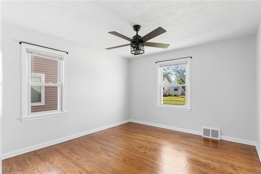 5602 Merkle Avenue, Parma, Ohio image 17