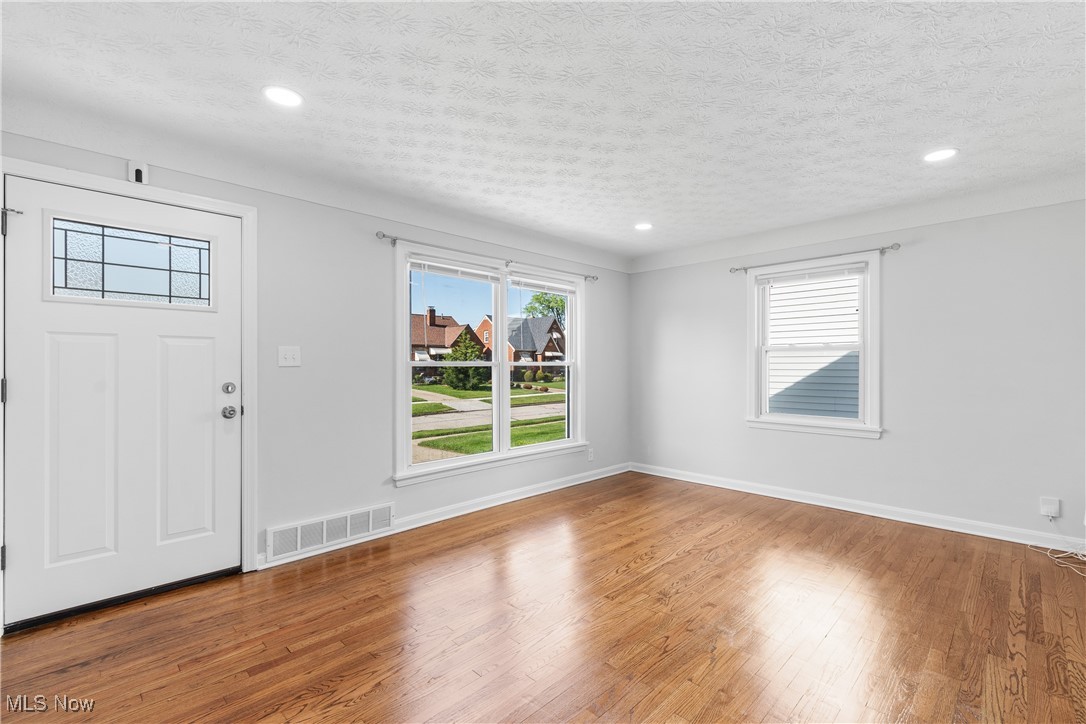 5602 Merkle Avenue, Parma, Ohio image 5
