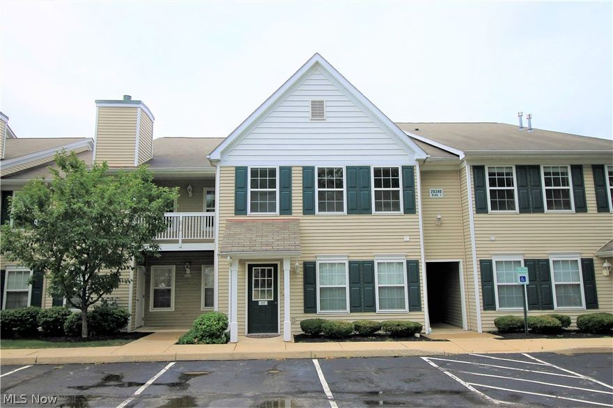 Stunning and updated 2 bedroom/2 Bath Condo Townhouse.  Fully updated Kitchen features granite counter tops w/abundant custom cabinets, all appliances included. Dinette area w/breakfast bar too. Spacious Living Room with balcony to relax on. Master Bedroom Suite features granite and updated cabinet w/dual sinks, private shower and walk in closet. Fixtures, faucets and dimming lights all updates. This space has all the percs. Washer/Dryer included and 1 assigned car garage space. Close to Crocker Park, Shopping, Dining and major highways  I480, I90 & Ohio Turnpike too. Call us today.