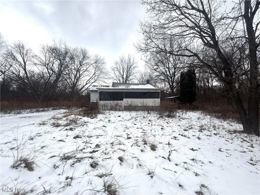 Photo of 2194 Regina Road, Akron, OH 44320 (MLS # 5177196)