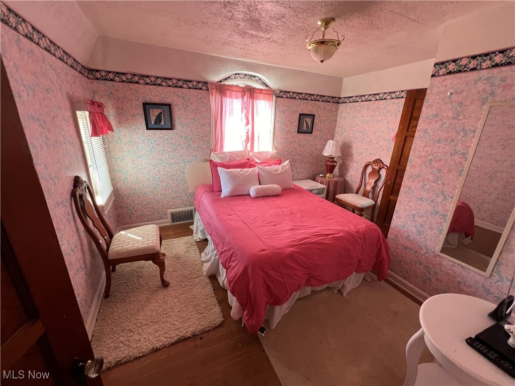 Cedar Center - Residential