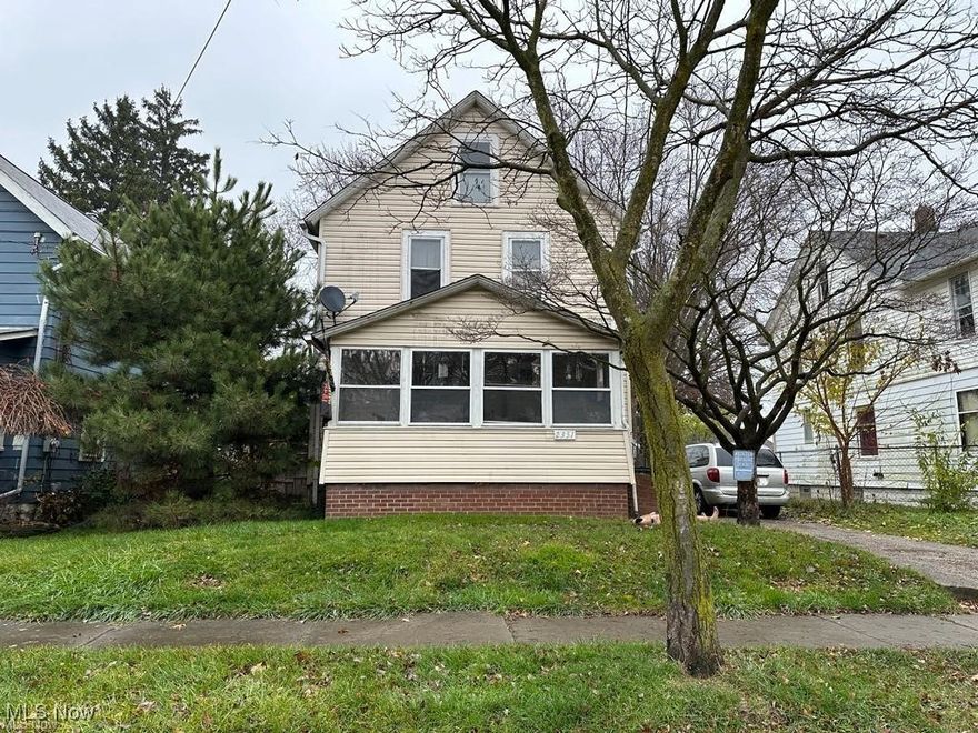 Up for sale is 2351 13th St SW, located in the heart of Akron’s Kenmore neighborhood. This three-bedroom, one-bath property features a long-term tenant already in place, offering immediate income potential from day one. Priced at just $69,000, you won't want to miss this one!