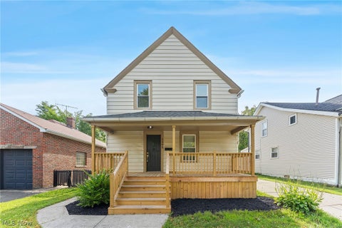 Photo of 3569 W 136th Street, Cleveland, OH 44111 (MLS # 5240557)