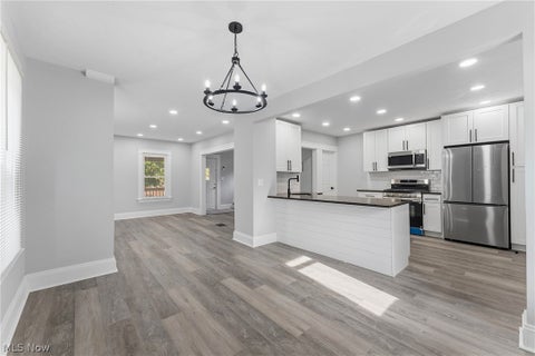 Tiny photo for 3569 W 136th Street, Cleveland, OH 44111 (MLS # 5240557)