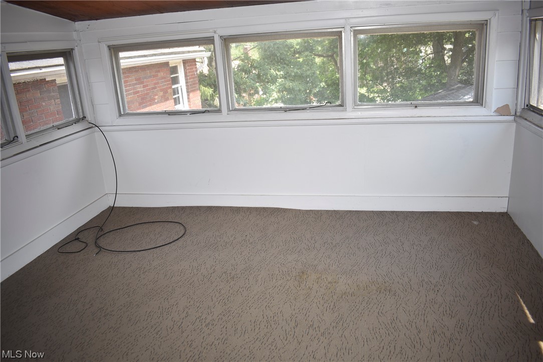 City/Youngstown - Residential Income