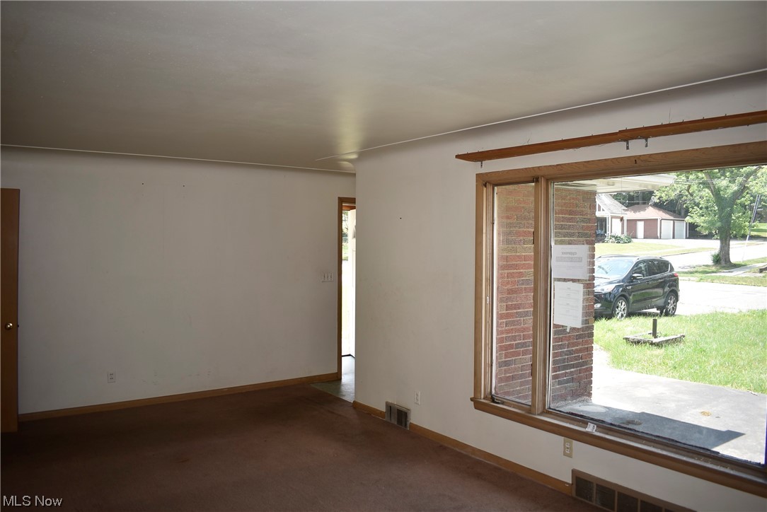 City/Youngstown - Residential Income