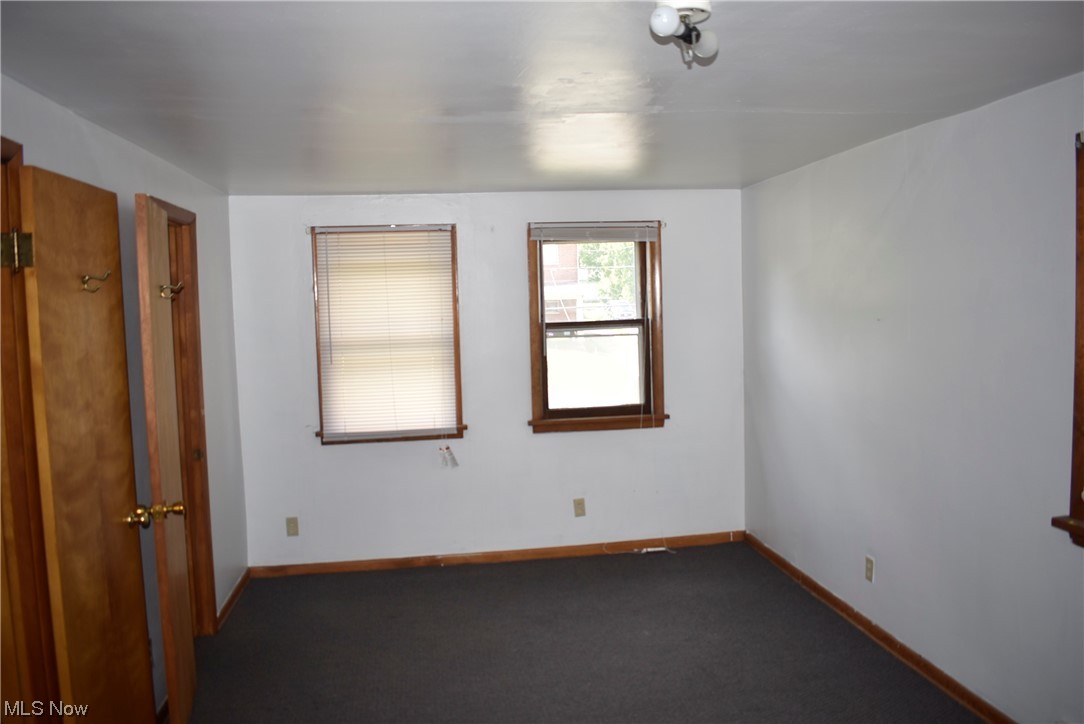 City/Youngstown - Residential Income