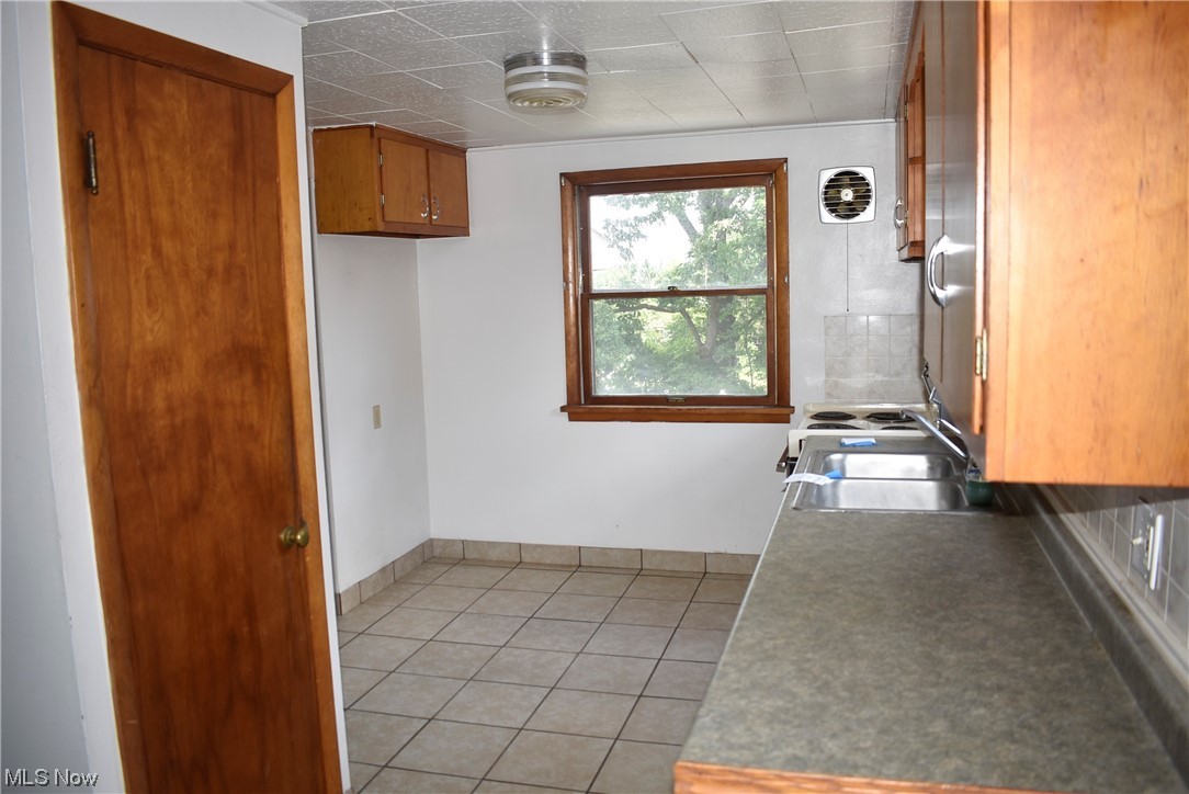 City/Youngstown - Residential Income