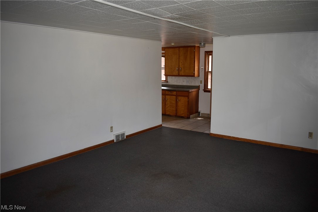 City/Youngstown - Residential Income