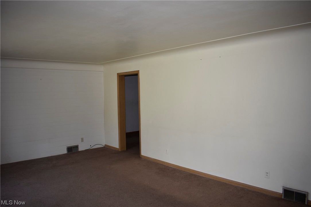 City/Youngstown - Residential Income