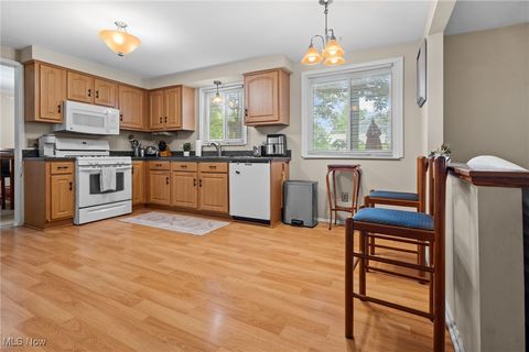 Tiny photo for 1620 Sapphire Drive, Hudson, OH 44236 (MLS # 5179095)