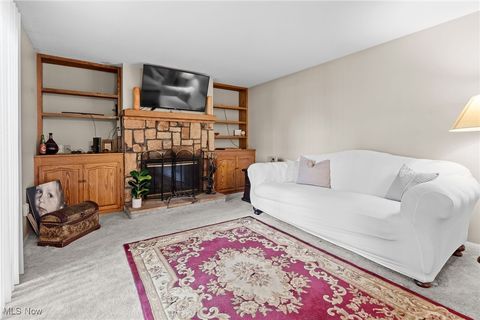 Tiny photo for 1620 Sapphire Drive, Hudson, OH 44236 (MLS # 5179095)