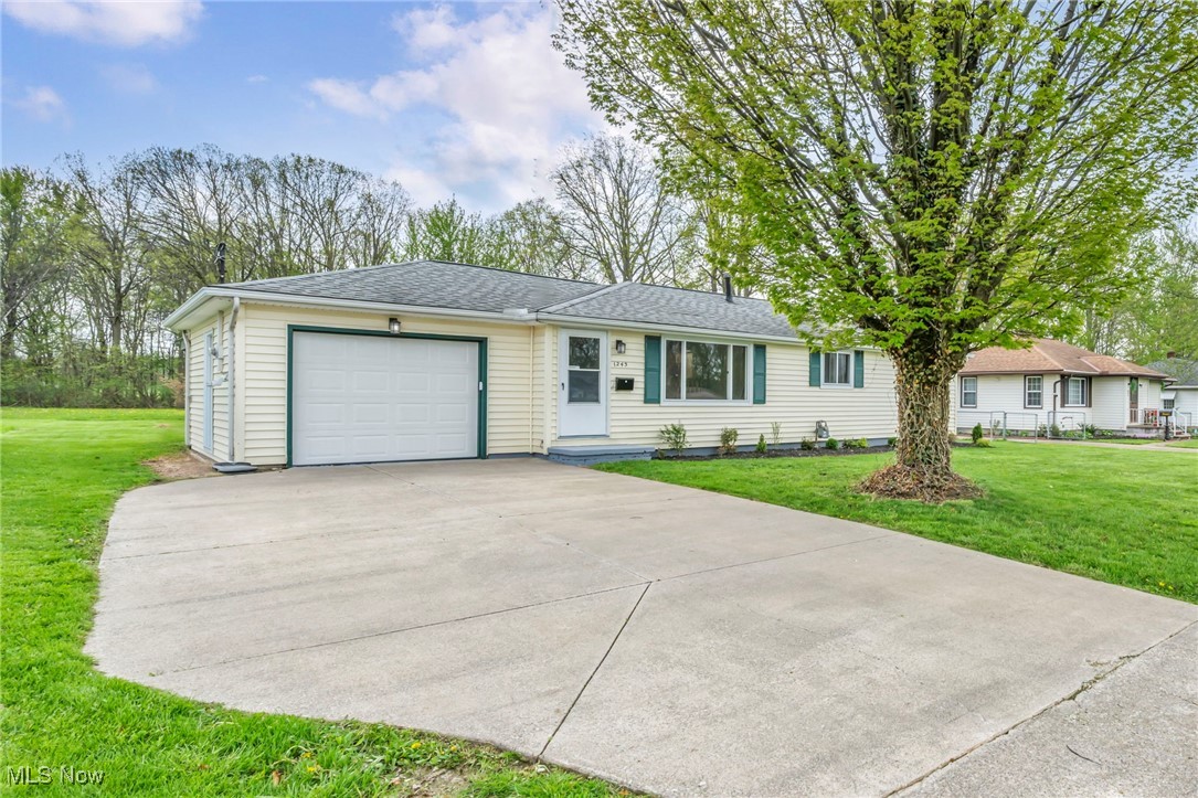 1243 Westwood Drive, Lorain, Ohio image 43