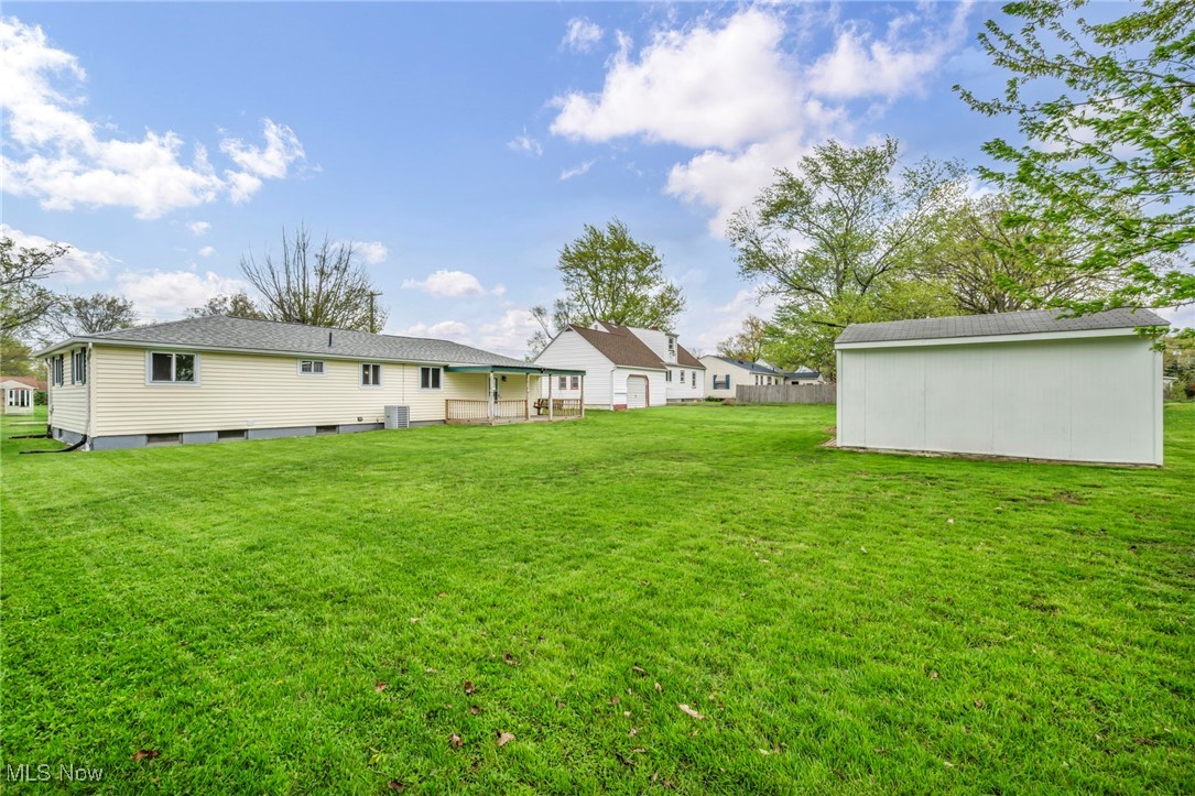 1243 Westwood Drive, Lorain, Ohio image 9