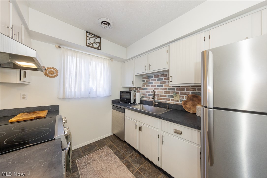 Heisley Condo - Residential