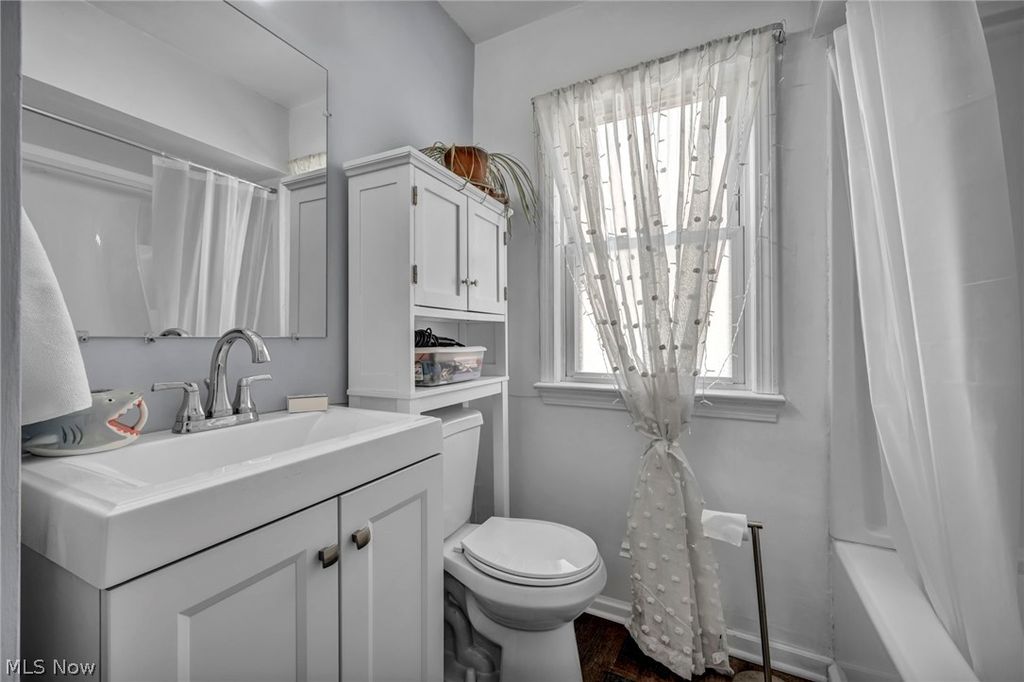 Photo of 6133 W 54th Street, Parma, OH 44129 (MLS # 5193387)