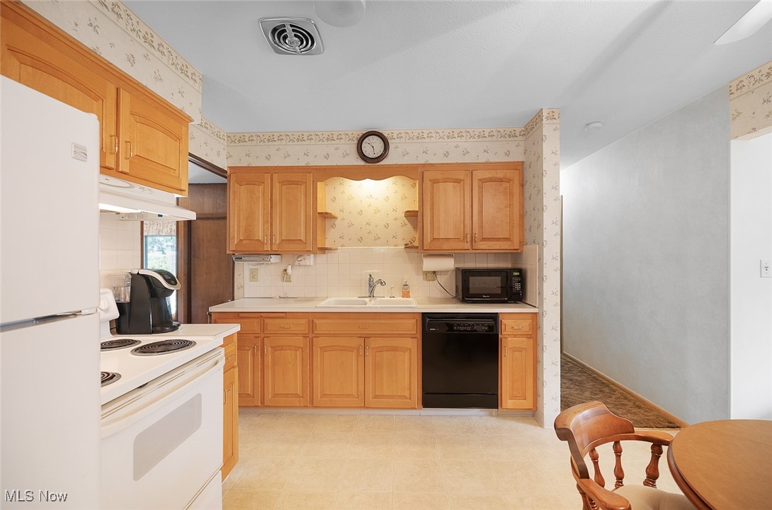 987 E Decker Drive