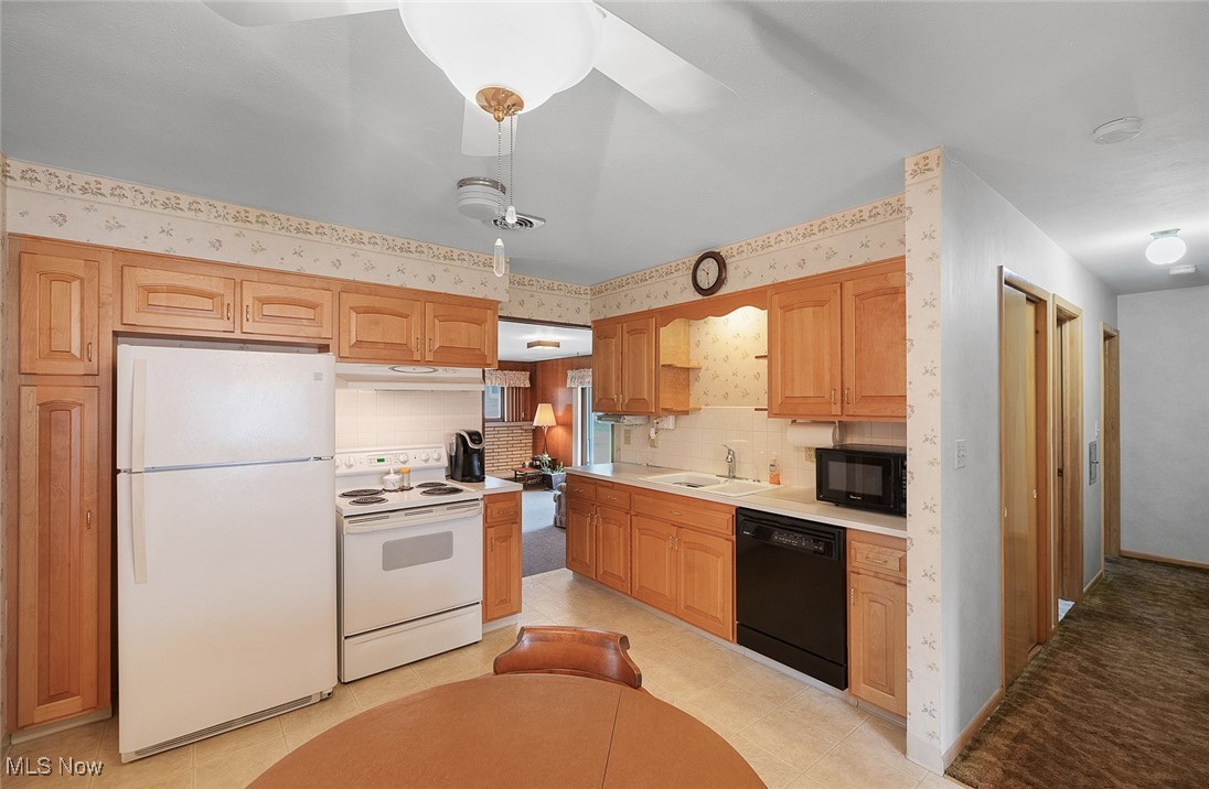 987 E Decker Drive