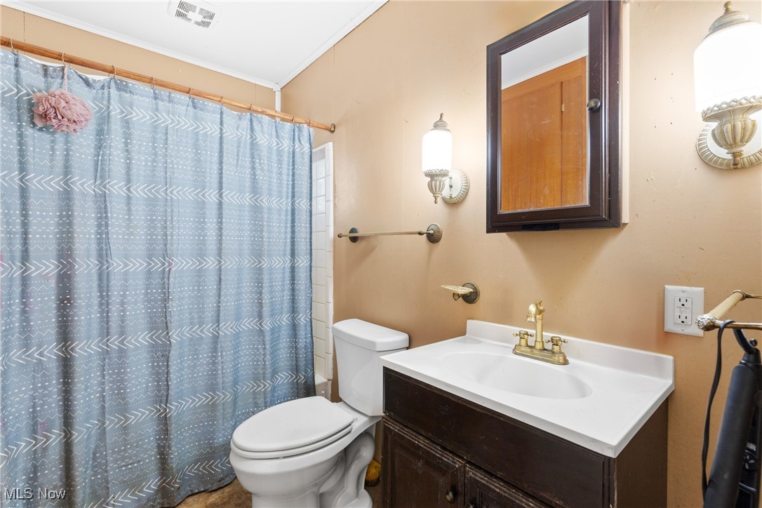 62 Laipple Street, Bridgeport, Ohio image 16