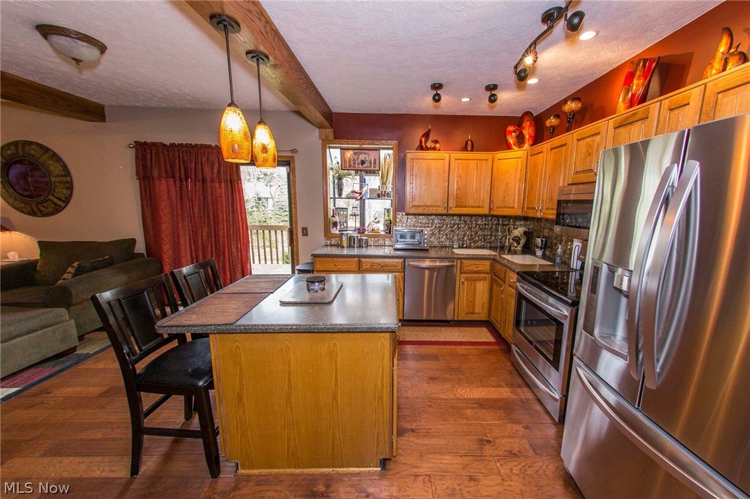 Irish Oaks - Residential