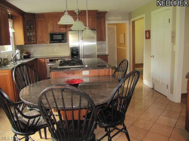 Wake Robin Estates - Residential