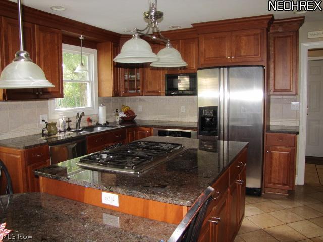 Wake Robin Estates - Residential