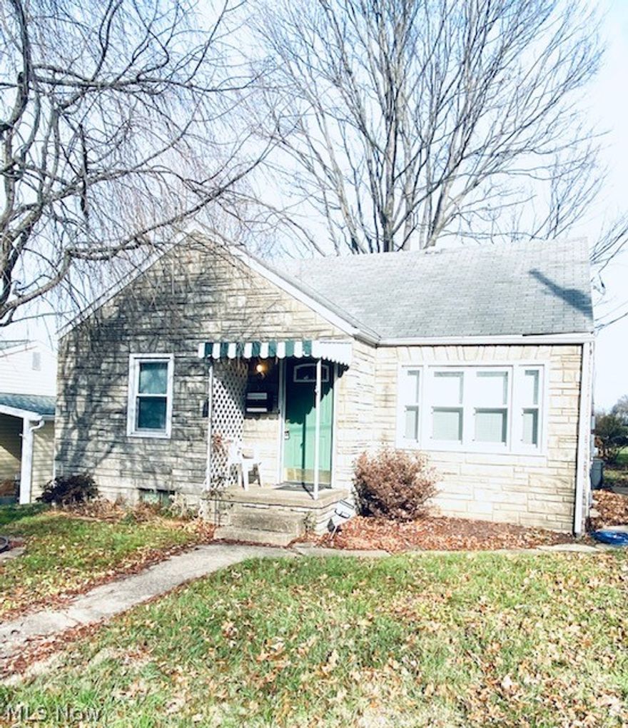 Adorable Abode in Upper Vienna. This Home offers new carpet, paint and a bathroom remodel. Nice Big Backyard and Also Located on a quiet dead end street. Give this one a LOOK! Priced to sell at $107,000