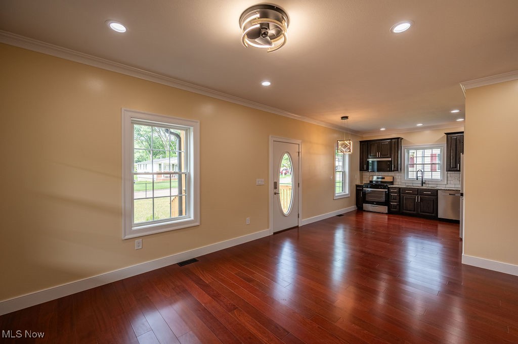 Avalon Adn - Residential