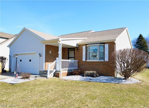 Photo of 3313 Starwick Drive, Canfield, OH 44406 (MLS # 5190647)